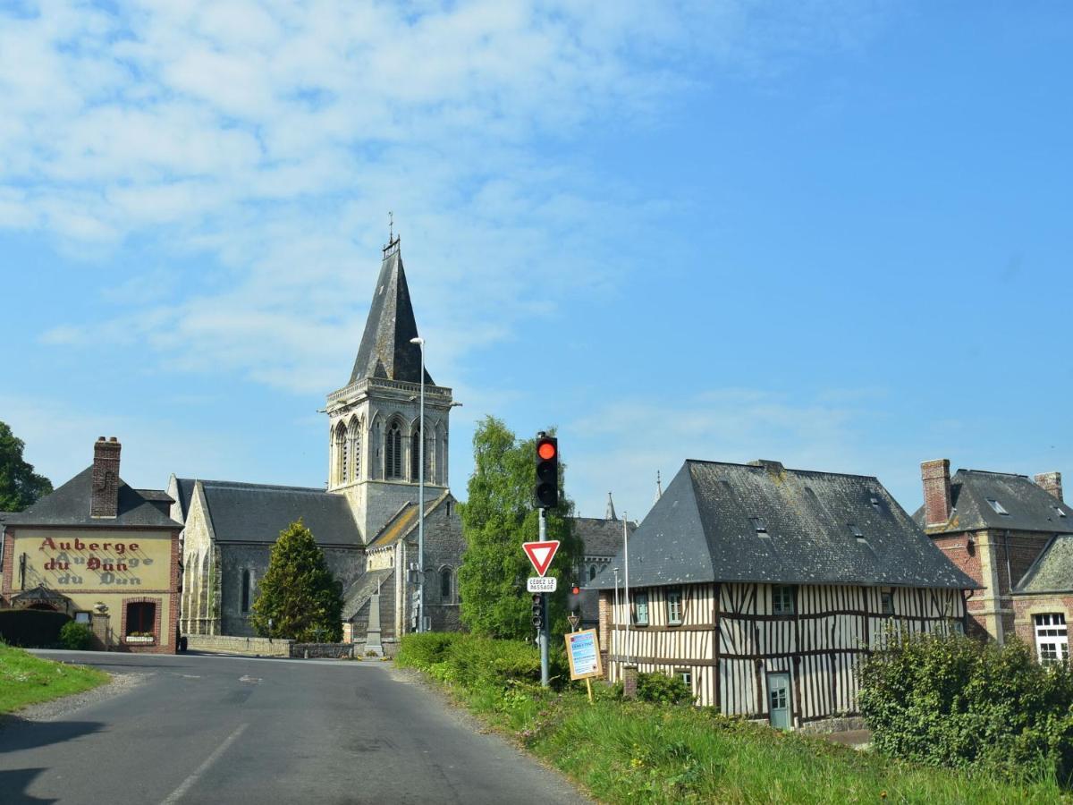 Classic Cottage In Le Bourg-Dun With Garden エクステリア 写真