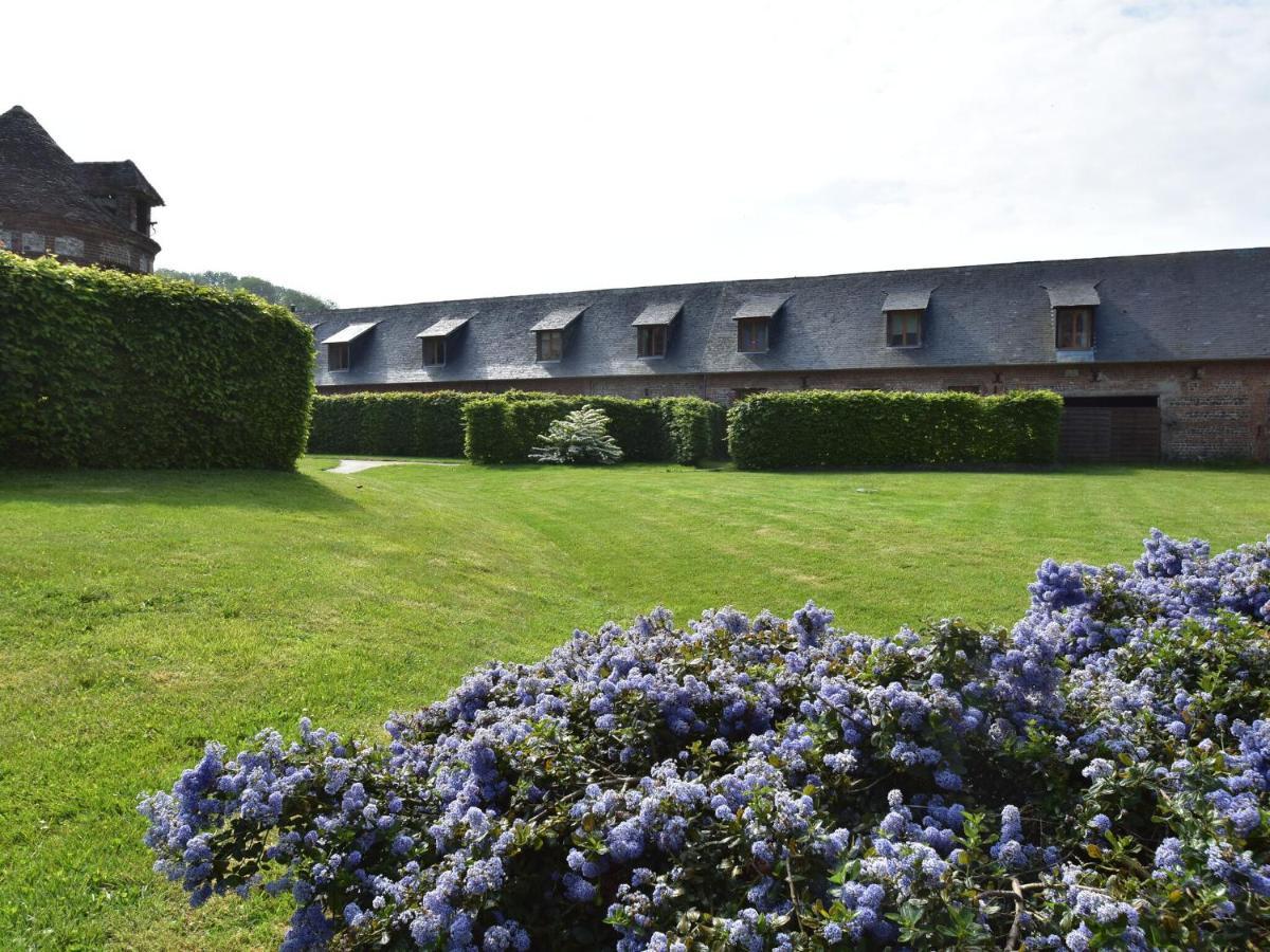 Classic Cottage In Le Bourg-Dun With Garden エクステリア 写真